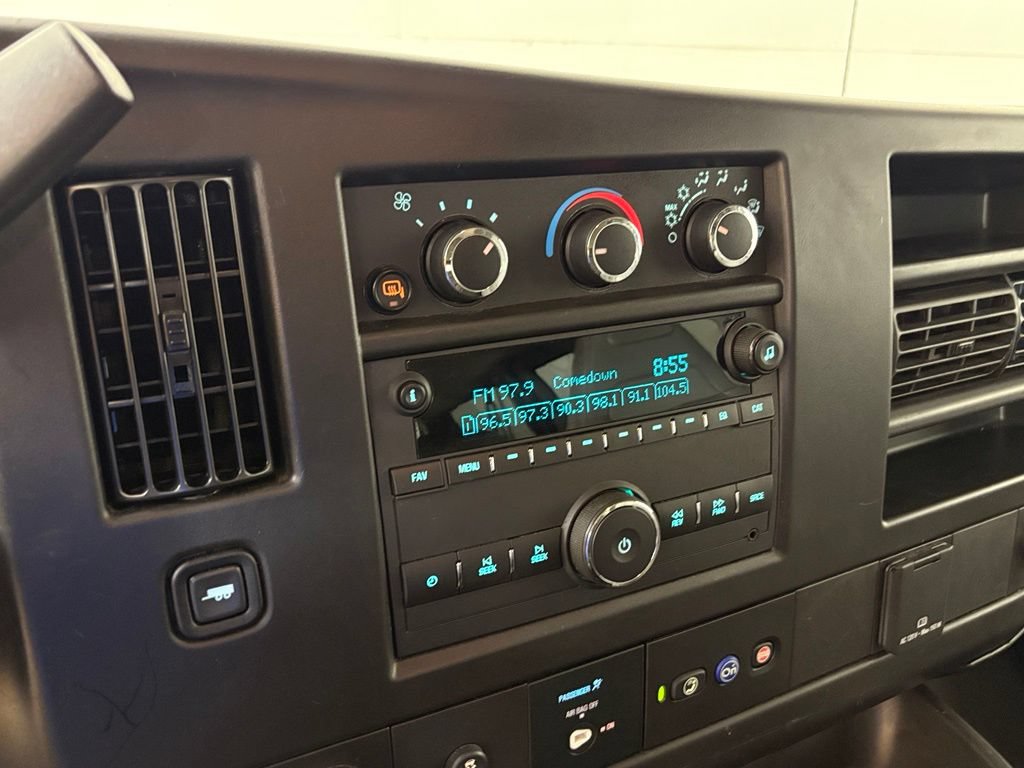 Used 2023 Chevrolet Express 3500 LS RWD image 25