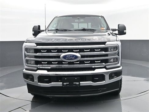Used 2023 Ford F250 Lariat w/ FX4 Off-Road Package image 24