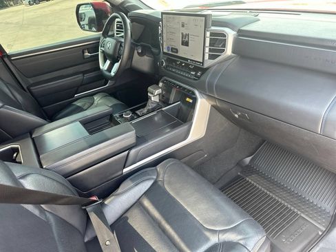 Used 2024 Toyota Tundra Platinum AWD/4WD image 33