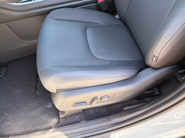 New 2026 Kia Carnival SX Prestige FWD image 19