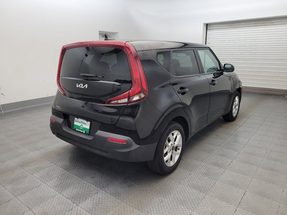 Used 2022 Kia Soul LX w/ Technology Package FWD image 9