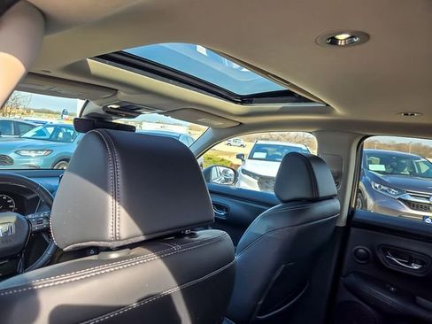 Used 2024 Honda HR-V EX-L image 13