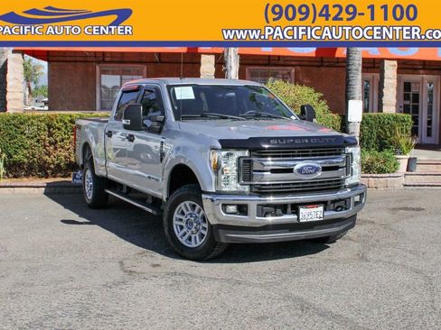Used 2017 Ford F250 XLT w/ XLT Value Package AWD/4WD image 1