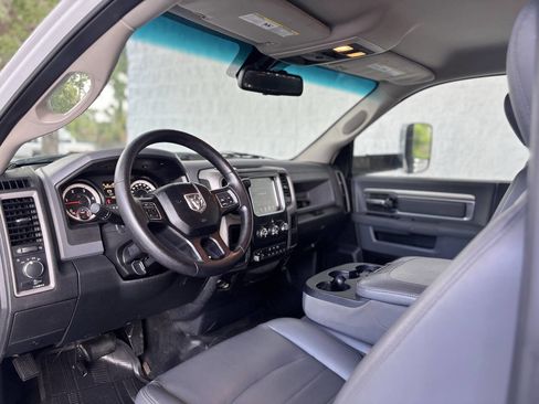 Used 2015 RAM 5500 Tradesman w/ Power & Remote Entry Group RWD image 14