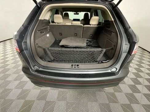 Certified 2021 Lincoln Nautilus FWD w/ Equipment Group 101A image 28