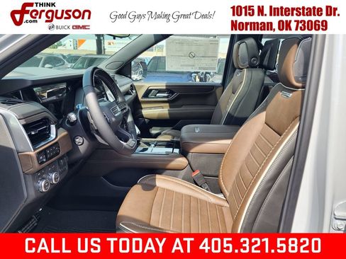 New 2026 GMC Yukon XL Denali Ultimate AWD/4WD image 17