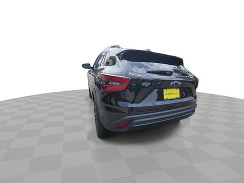 Used 2025 Chevrolet Trax RS w/ Driver Confidence Package FWD image 6