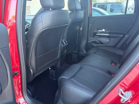 Used 2022 Mercedes-Benz GLA 250 4MATIC w/ Premium Package Lite image 29