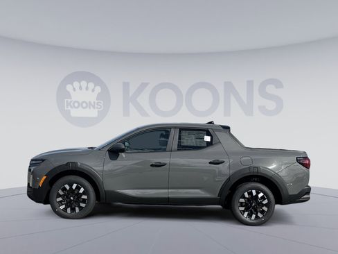 New 2026 Hyundai Santa Cruz SE image 2