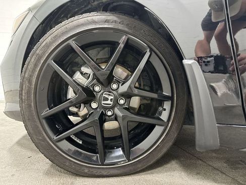 Used 2025 Honda Civic Sport image 14