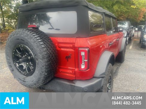 Used 2022 Ford Bronco Wildtrak image 6