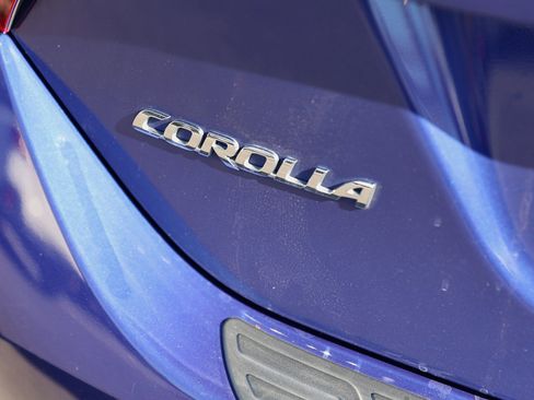 Used 2018 Toyota Corolla SE image 9