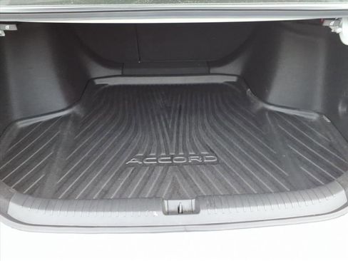 Used 2024 Honda Accord EX image 11