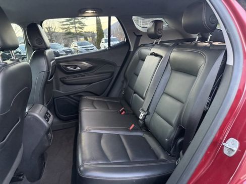 Used 2020 GMC Terrain SLT w/ Preferred Package image 30