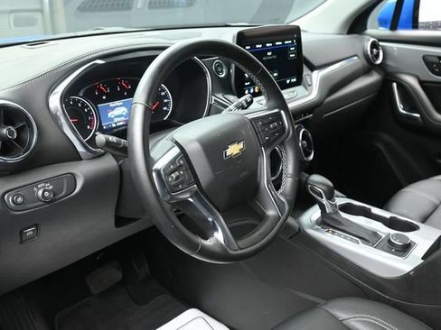 Used 2024 Chevrolet Blazer LT w/ LPO, Black Grille Bar Package FWD image 14