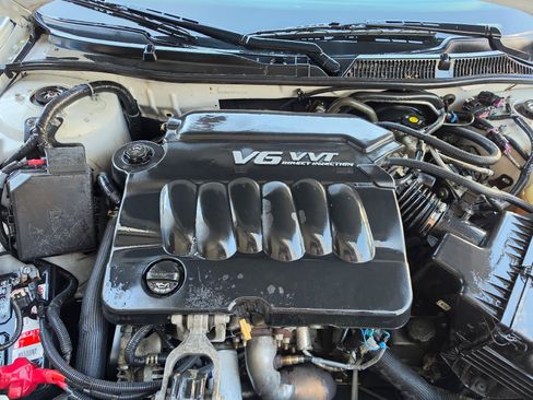 Used 2012 Chevrolet Impala LT w/ LT Sunroof Package FWD image 7
