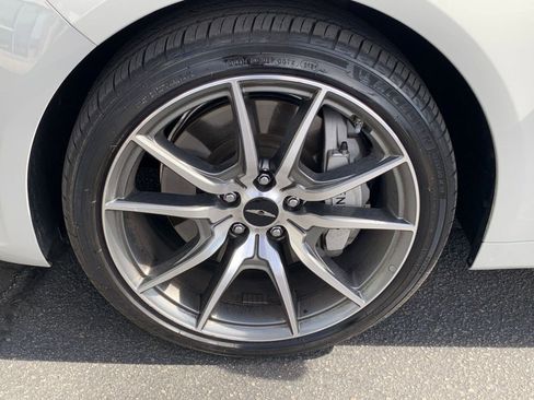 Used 2025 Genesis G70 2.5T image 30