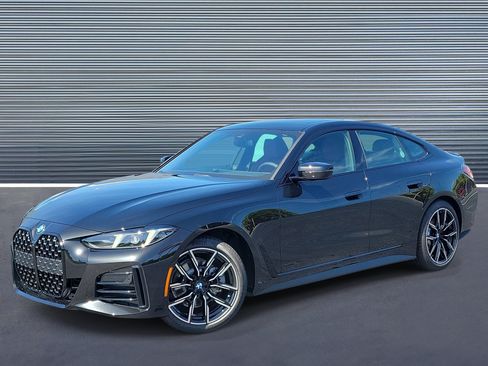 New 2026 BMW 430i w/ M Sport Package RWD image 1