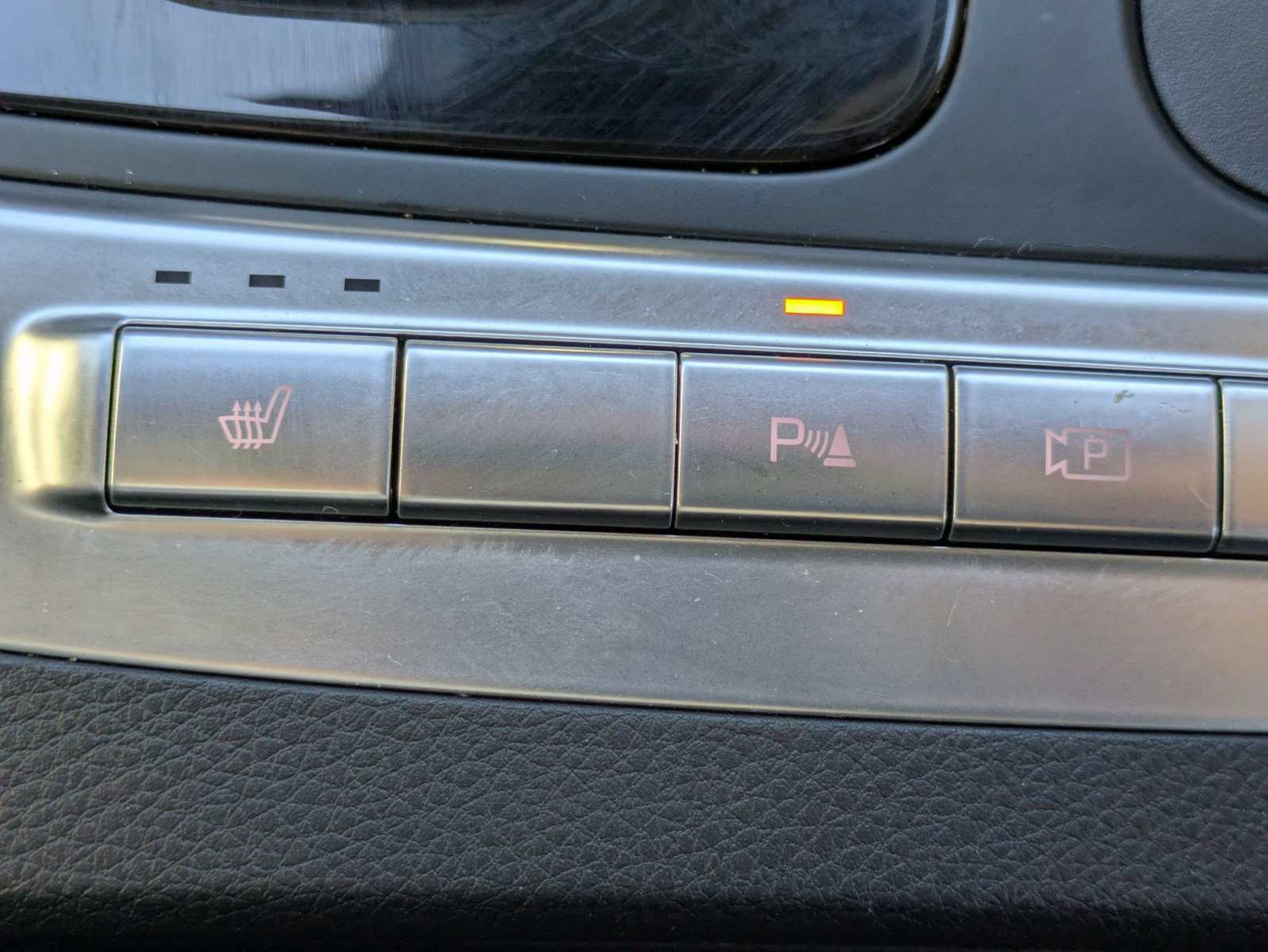 Certified 2026 Kia Carnival EX FWD image 28