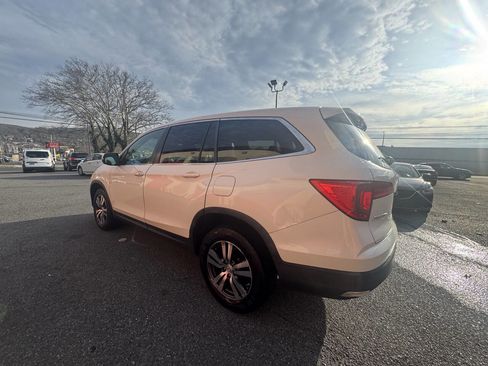 Used 2016 Honda Pilot EX image 3