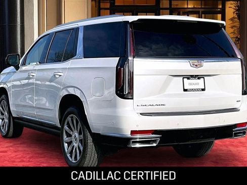 Used 2022 Cadillac Escalade Premium Luxury Platinum AWD/4WD image 4