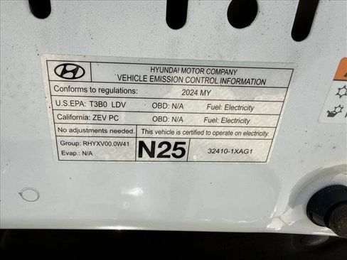 Certified 2024 Hyundai Ioniq 5 SEL AWD/4WD image 21