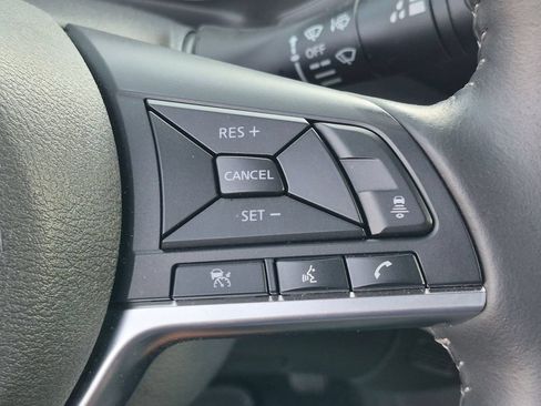 Used 2025 Nissan Sentra SV w/ All-Weather Package FWD image 15