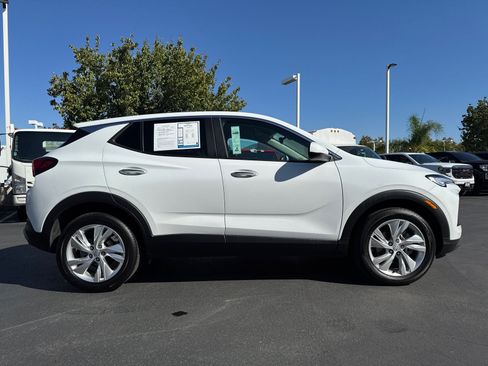 Certified 2026 Buick Encore GX Preferred w/ Comfort Package FWD image 7