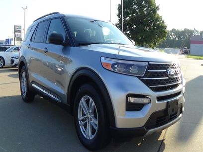 Used 2024 Ford Explorer XLT w/ Equipment Group 202A