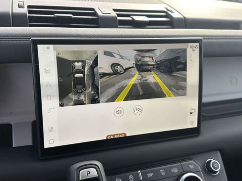 Used 2025 Land Rover Defender 110 S image 29