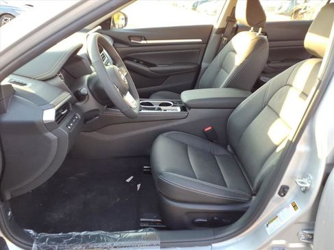 New 2025 Nissan Altima 2.5 SL image 26