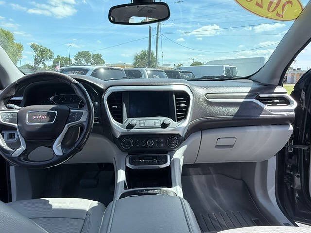 Used 2020 GMC Acadia SLT FWD image 16