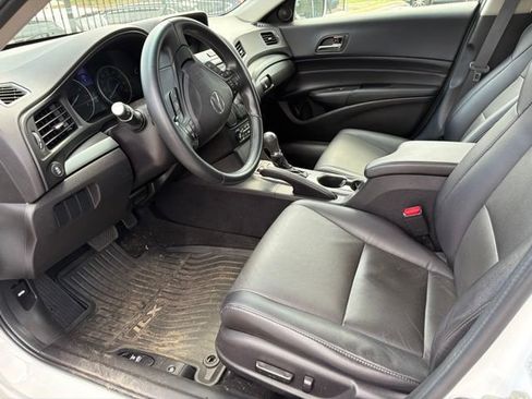 Used 2015 Acura ILX w/ Premium Package FWD image 15