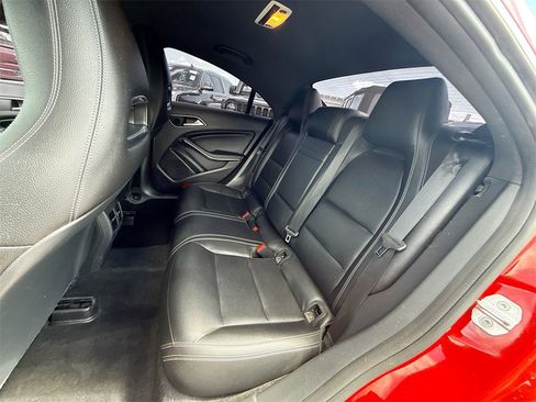 Used 2018 Mercedes-Benz CLA 250 image 26