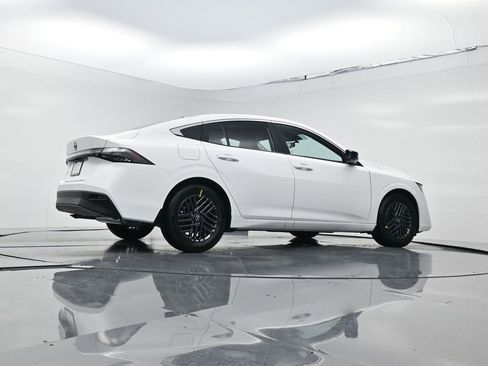 New 2026 Nissan Sentra SV image 21