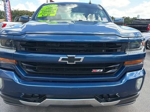 Used 2017 Chevrolet Silverado 1500 LT w/ LPO, Black Pack AWD/4WD image 8