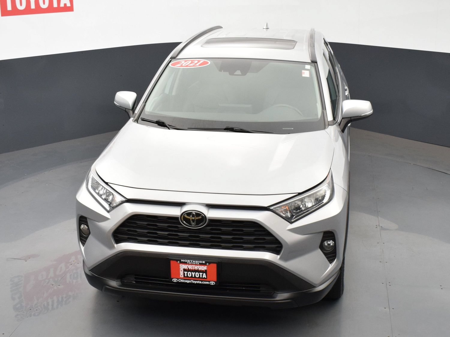 Used 2021 Toyota RAV4 XLE Premium AWD/4WD image 27