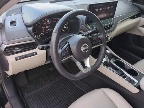 Used 2023 Nissan Altima 2.5 SL AWD/4WD image 10