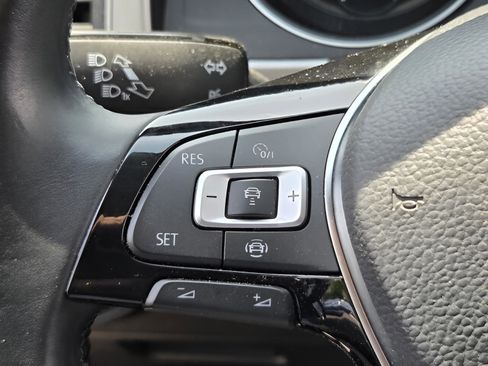 Used 2019 Volkswagen Atlas SE w/ Towing Package image 24