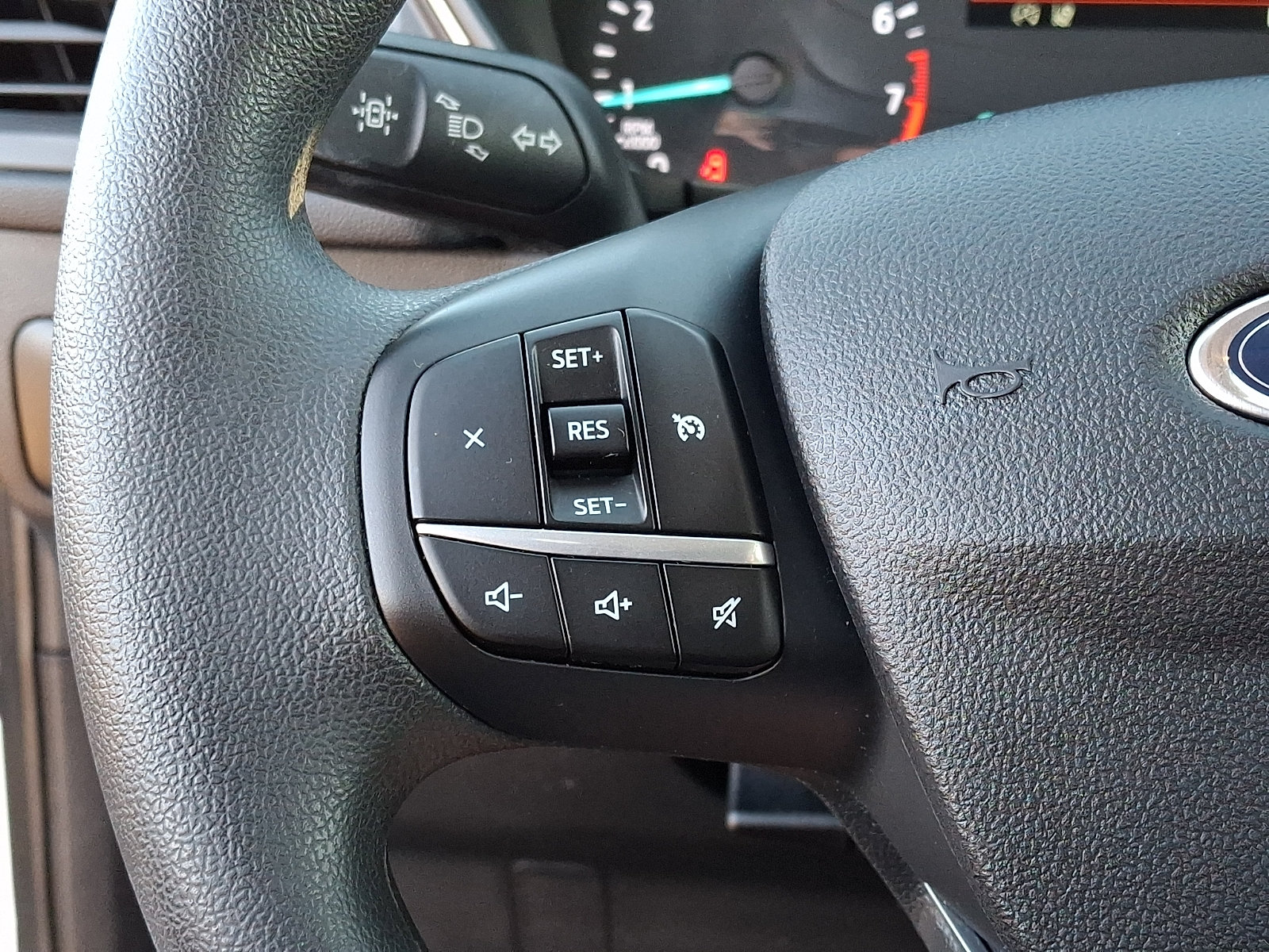 Certified 2022 Ford Escape SE AWD/4WD image 23