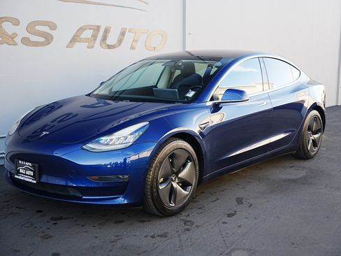 Used 2018 Tesla Model 3 Long Range image 7