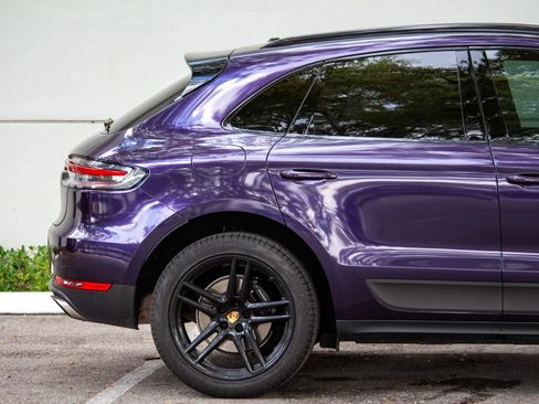 Used 2021 Porsche Macan w/ Premium Package Plus AWD/4WD image 17