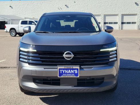 Certified 2025 Nissan Kicks SV image 7