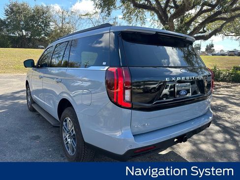 New 2025 Ford Expedition Active image 2