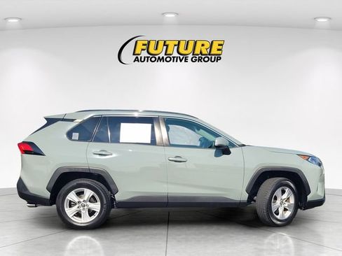 Used 2021 Toyota RAV4 XLE w/ XLE Grade Weather Package FWD image 3