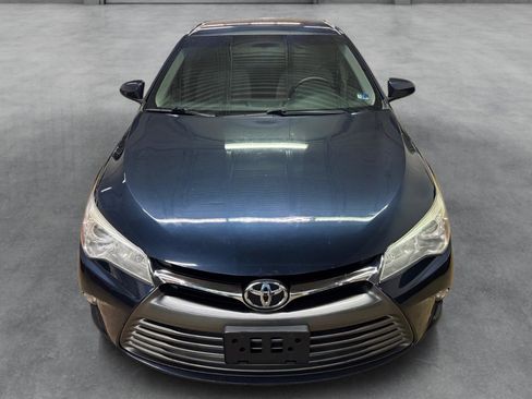 Used 2017 Toyota Camry LE FWD image 34