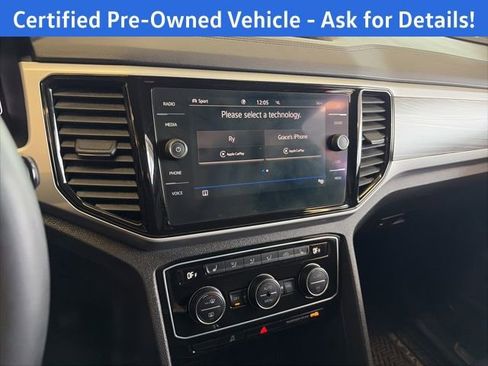 Certified 2022 Volkswagen Atlas Cross Sport SE image 26