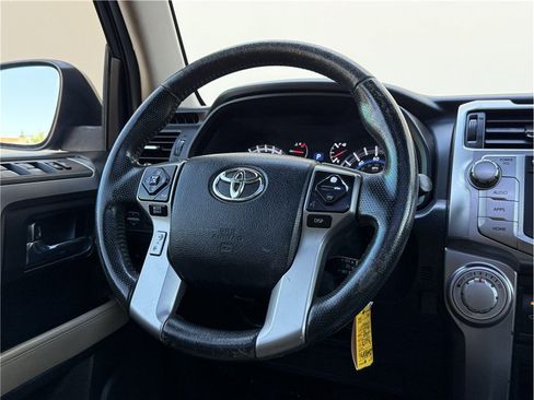 Used 2016 Toyota 4Runner 2WD image 17