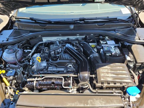 Used 2025 Volkswagen Jetta SE w/ Sunroof Package FWD image 36