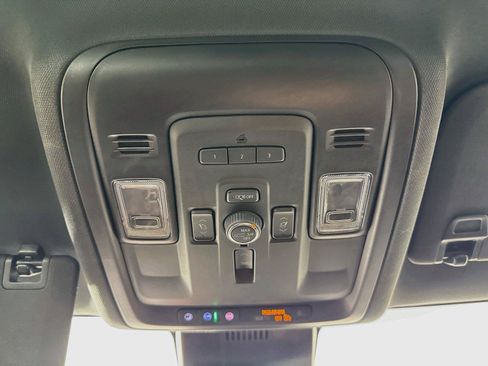 Used 2023 Chevrolet Tahoe Premier RWD image 6